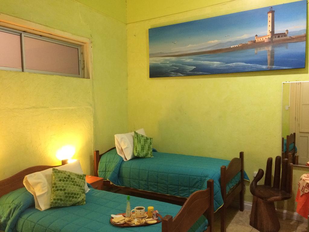 Hostal Valles Del Mar 라세레나 객실 사진
