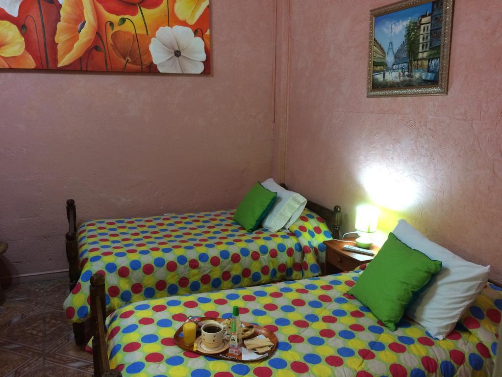 Hostal Valles Del Mar 라세레나 객실 사진